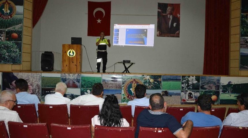 Dalaman&rsquo;da servis s&uuml;r&uuml;c&uuml;lerine eğitim