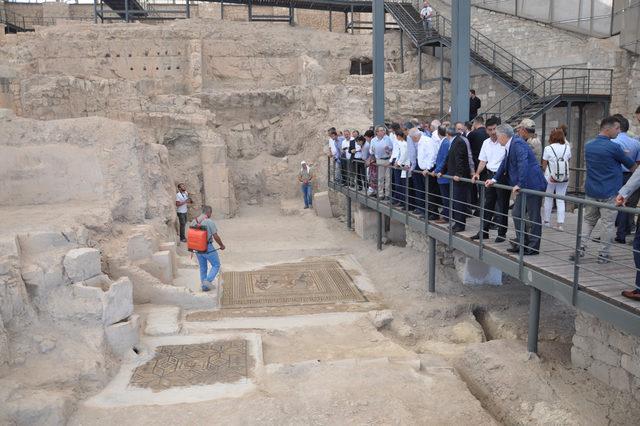 Bakan Ersoy, Zeugma’da incelemede bulundu