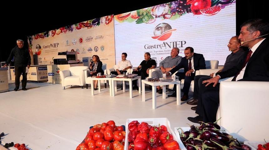 Gaziantep B&uuml;y&uuml;kşehir Belediye Başkanı Fatma Şahin: