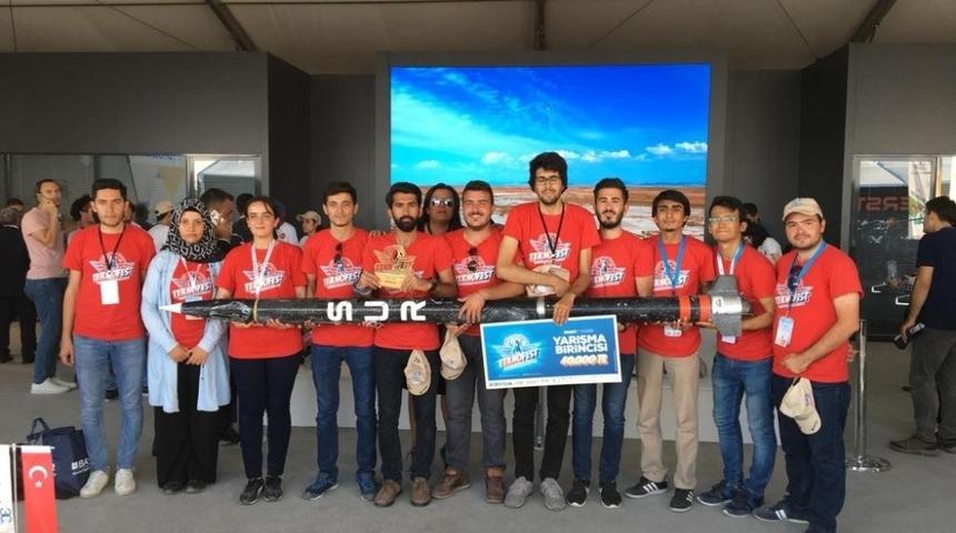 Selçuk Roket Takımı, TEKNOFEST’te birincilik elde etti