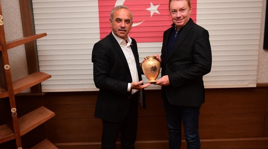 Avustralya B&uuml;y&uuml;kel&ccedil;isi Brown: &ldquo;Ordu&rsquo;da &ccedil;ok g&uuml;zel g&uuml;nler ge&ccedil;irdim&rdquo;