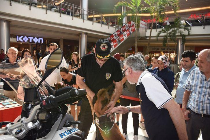 AVM’de Galya yoğun ilgi gördü G3