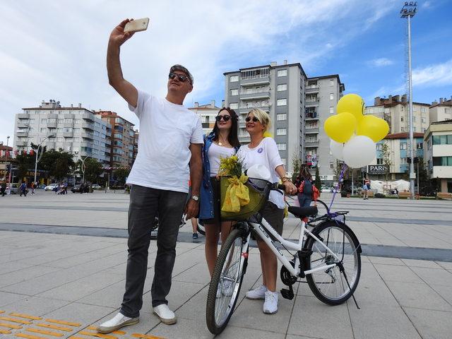 Çorum'da 'Süslü Kadınlar Bisiklet Turu'