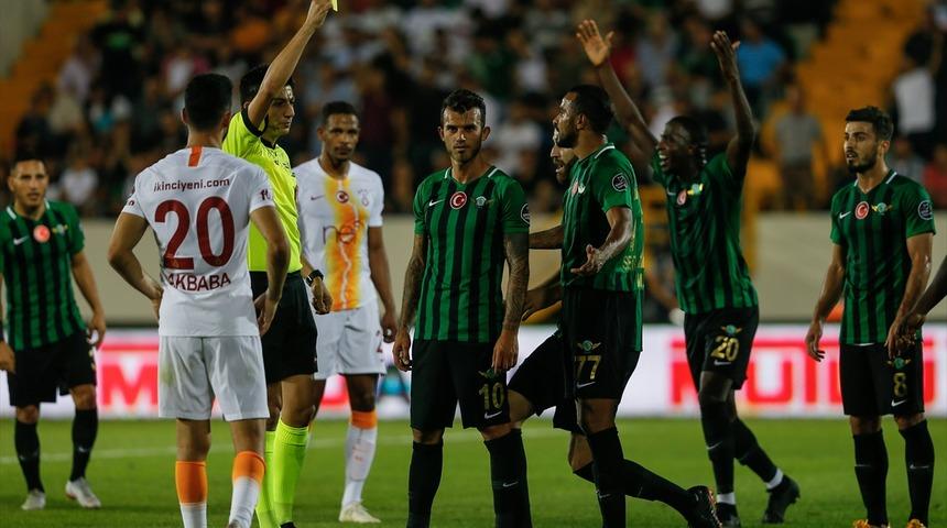 Akhisarspor - Galatasaray maçında verilen penaltılar çok konuşuldu!