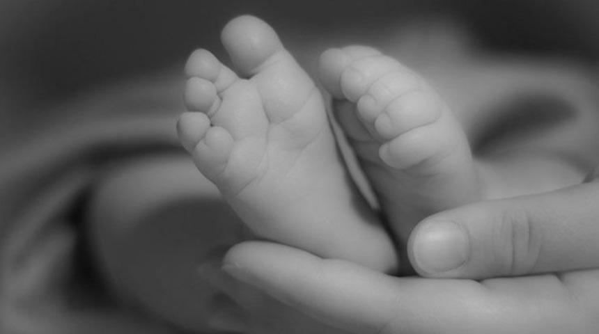 Annesi emzirirken nefessiz kalan bebek hayatını kaybetti