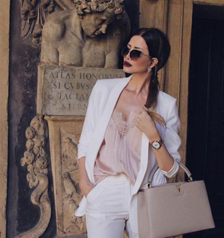 Kim inanır büyükanne olduğuna! O dünyanın en seksisi! G1