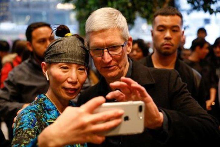 Apple'ın patronu Tim Cook'tan iPhone fiyatlarıyla ilgili açıklama G3
