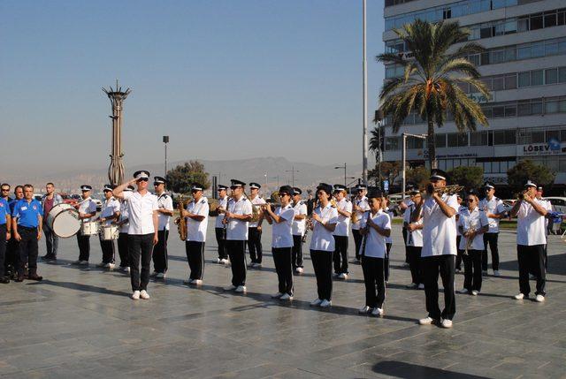 İzmir'de İtfaiye Haftası kutlamaları