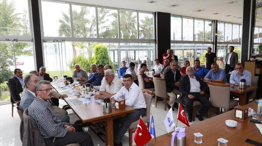 Başkan Baran muhtarlar toplantısına katıldı