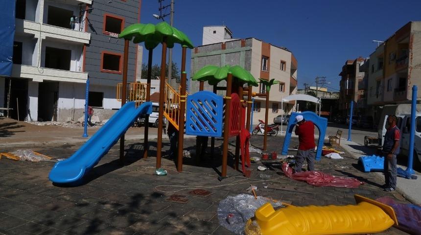 Turgutlu&rsquo;da parklar artık daha da renkli