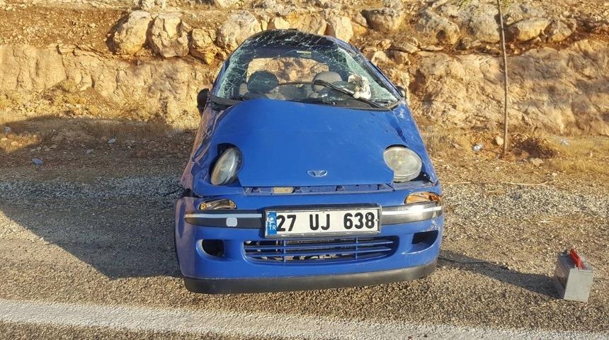 Yoldan &ccedil;ıkan otomobil takla attı: 1 yaralı