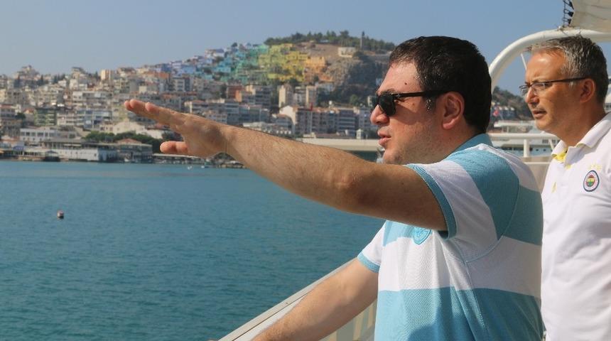 B&uuml;y&uuml;kşehir Kuşadası&rsquo;nın denizden fotoğrafını &ccedil;ekti