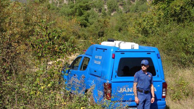 Bir haftadır kayıp avukat, iple ağaca asılı bulundu