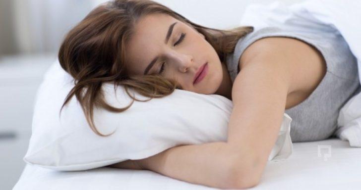 Uzmanlar uyardı! İşte en zararlı uyku pozisyonu G1