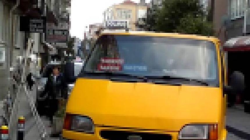 İstanbul'da taciz dehşeti! Dolmuştan iner inmez polise koştu!