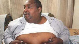 10 yıldır seks yapamayan rahibin memelerinden süt geliyor