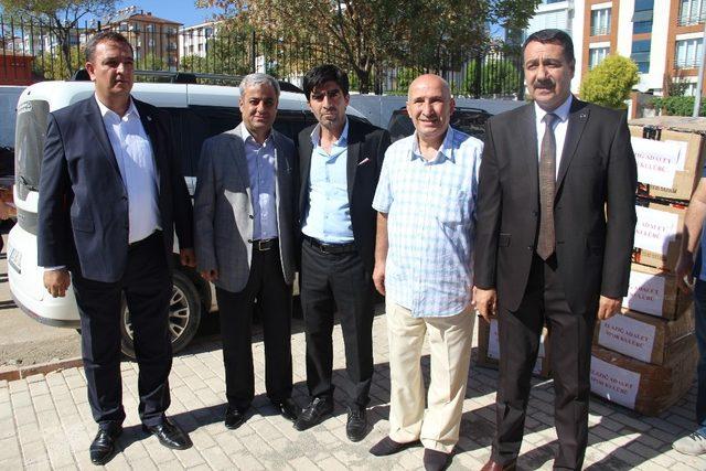 Elazığ 86 amatör spor kulübüne malzeme yardımı