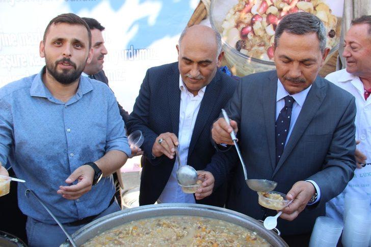 AK Parti Kdz. Ereğli’de aşure dağıttı G1