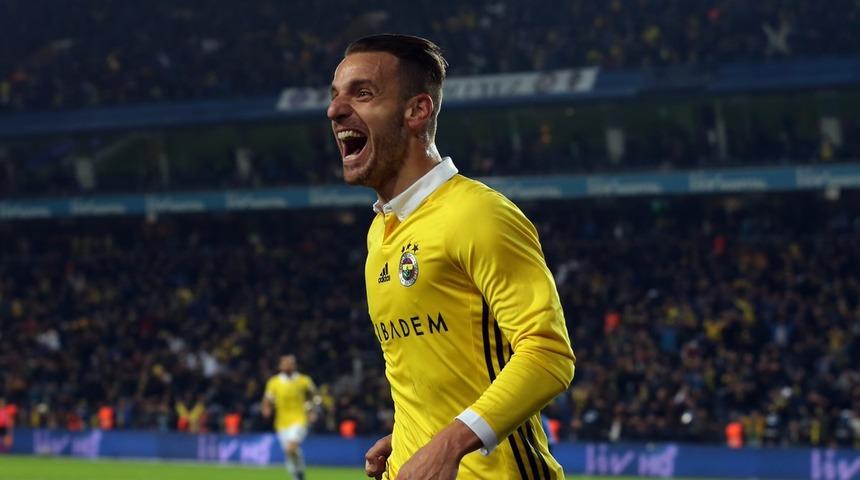 Tümer Metin, Roberto Soldado'nun Fenerbahçe'den ayrılacağını açıkladı!
