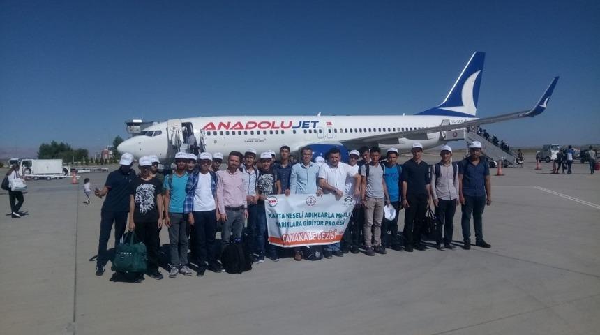 Öğrenciler Çanakkale’ye uğurlandı