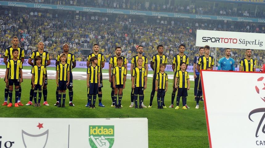 Fenerbahçe - Beşiktaş maçında Aatif Chahechouhe, oyundan çıkarken ıslıklandı!