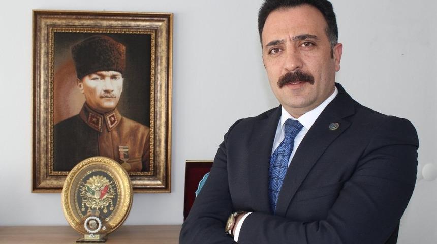 Başkan Yıldırım: &rsquo;Eczacılarımızın her daim yanındayız&rsquo;