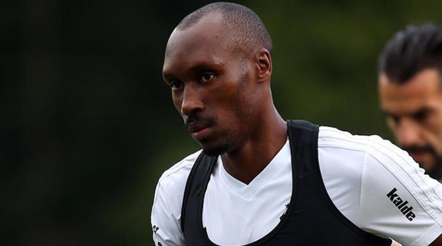 Beşiktaş'ta Atiba 163 g&uuml;n sonra geri d&ouml;nd&uuml;