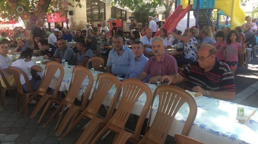 Kaymakam Sırmalı Dereli ve &Ccedil;amlıbel mahalle hayırlarına katıldı