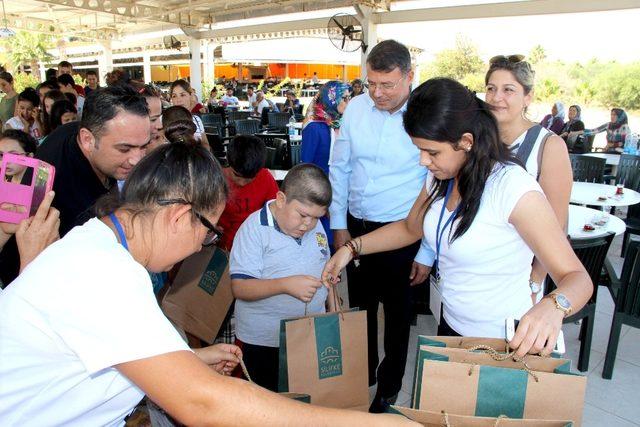 Silifke Belediyesi’nden Engelsiz Kamp