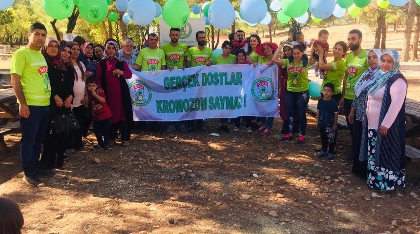 Down sendromlular ve aileleri bir araya geldi