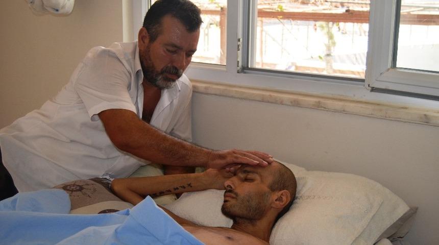 Kanser hastası oğlu i&ccedil;in yardım bekliyor