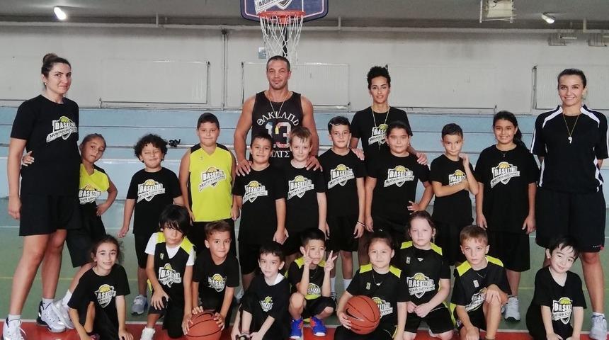 G&uuml;&ccedil;yetmez Basketbol Akademi yeni sezona merhaba dedi