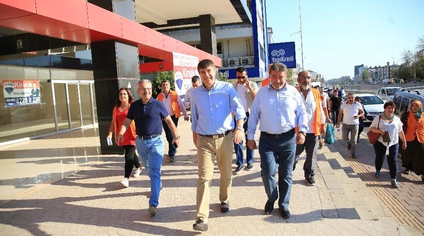 Başkan Türel’den esnafa teşekkür ziyareti