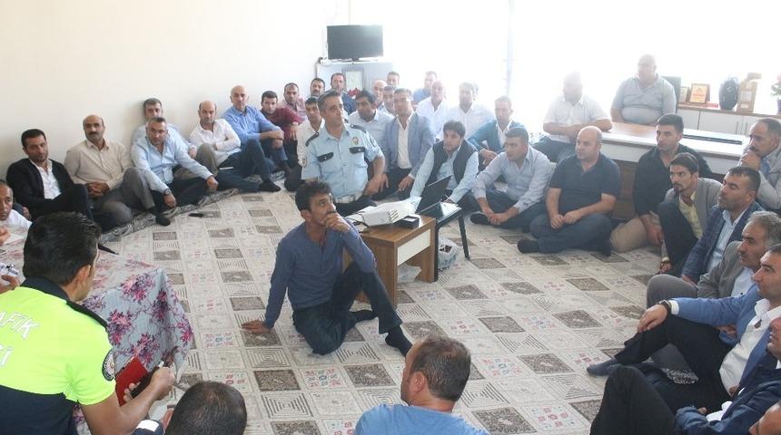 Van’da okul servis şoförlerine seminer