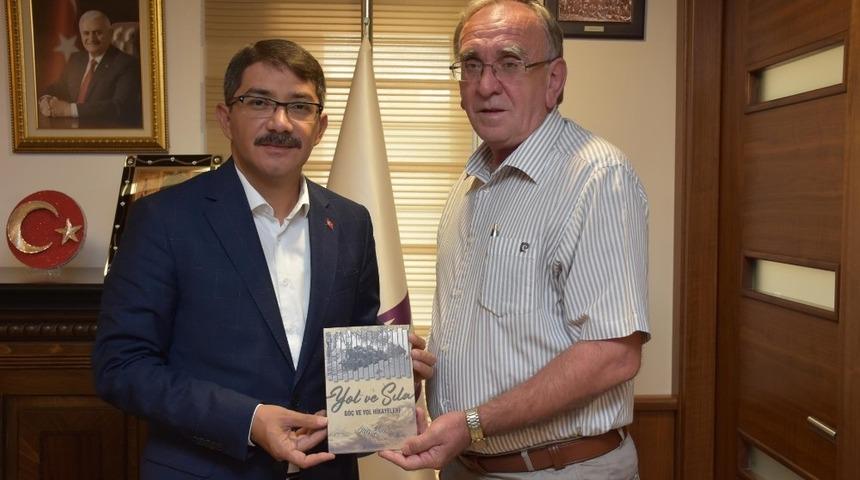 Şehzadeler&rsquo;in 5. k&uuml;lt&uuml;r yayını &lsquo;Yol ve sıla&rsquo; kitabı yayımlandı