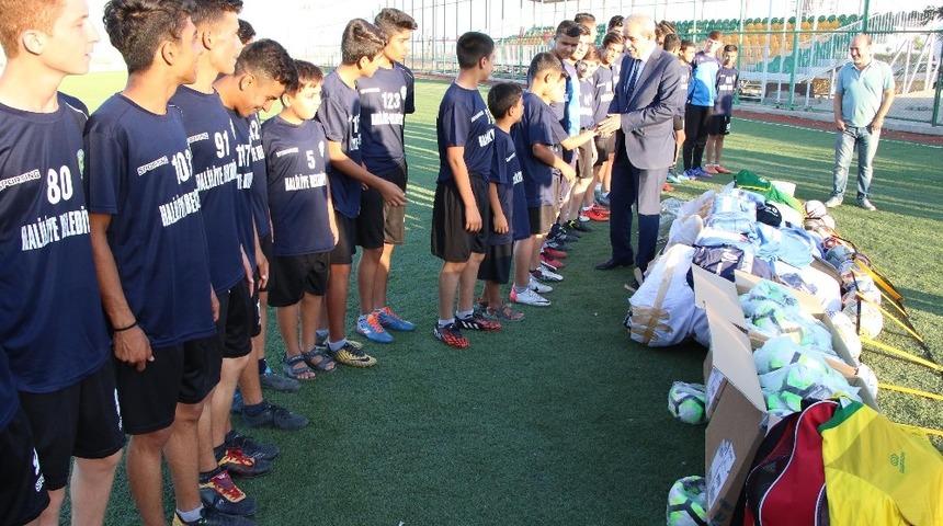 Şanlıurfaspor&rsquo;un alt yapısına b&uuml;y&uuml;k destek