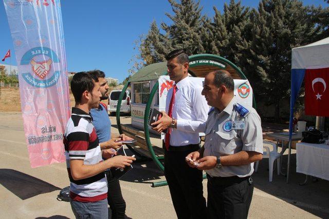 Üniversiteyi kazanan öğrencilere terör ve madde bağımlılığı uyarısı