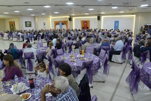 Tepebaşı Belediyesi, Muharrem Ayı sebebiyle iftar yemeği ve aşure ikramı