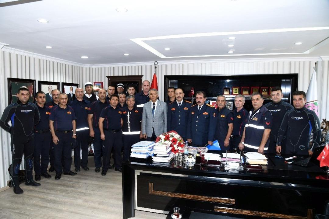 Isparta İtfaiyesinden tatbikatlı ziyaret