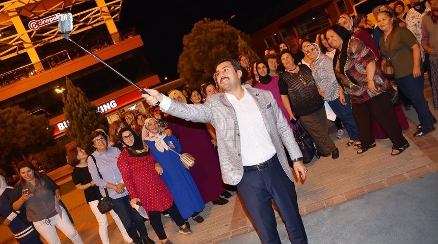 Kemalpaşa&rsquo;dan 300 kadın İstanbul&rsquo;u gezdi