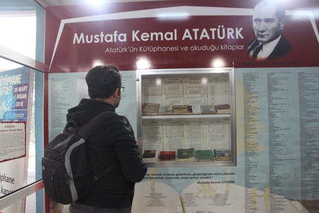 Edirne de Atat&uuml;rk ve Fatih Sultan Mehmet in okuduğu kitaplar okuyucuya sunuldu 1