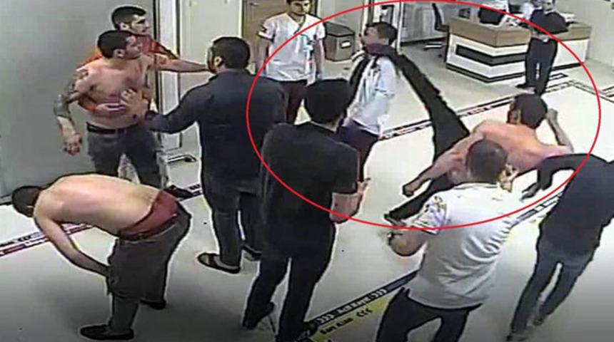 Doktora uçan tekme! Serbest kaldılar