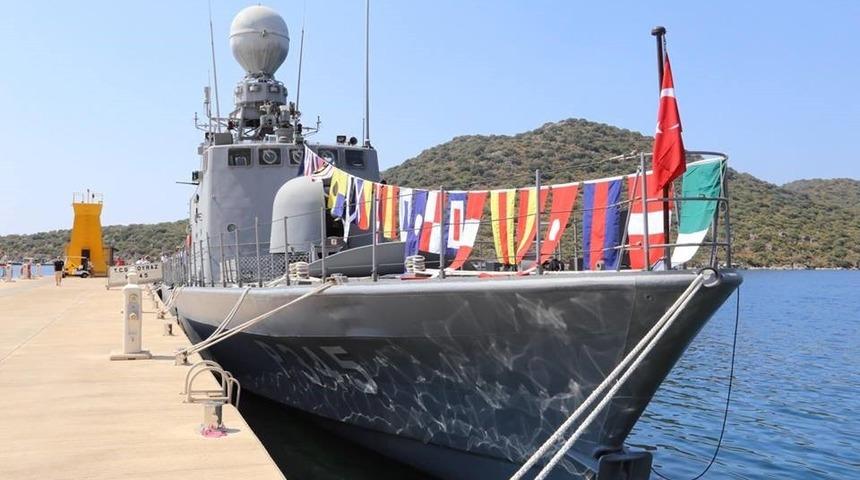 TCG Poyraz h&uuml;cumbotu Kaş&rsquo;ta ziyarete a&ccedil;ılıyor