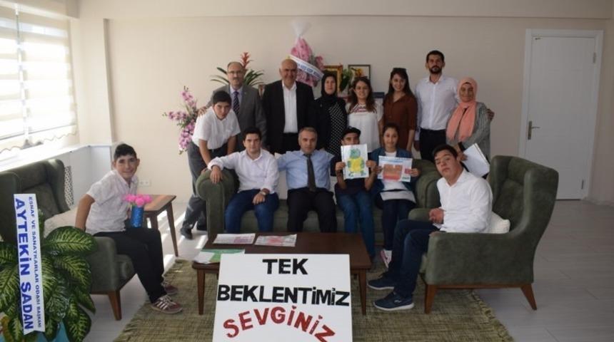 Tek beklentileri sevgi