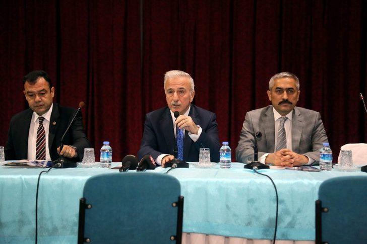 Vali Kamçı vatandaşların sorunlarını dinledi G3