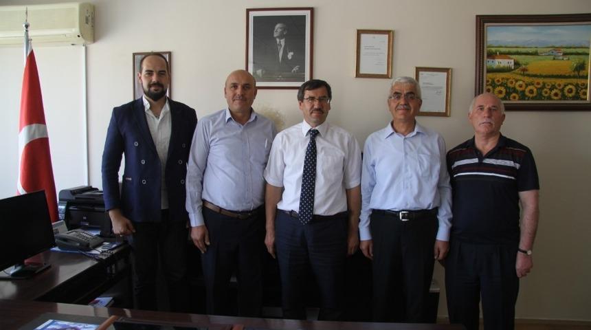 İHA ve T&uuml;rkiye Gazetesi&rsquo;nden ISUB&Uuml; Rekt&ouml;r&uuml;&rsquo;ne hayırlı olsun ziyareti