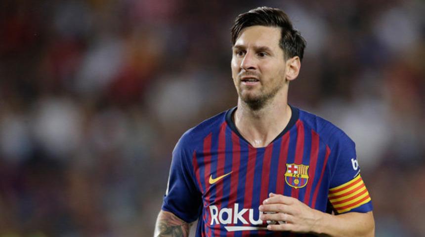 ''Messi bizim takıma imza atıyordu"