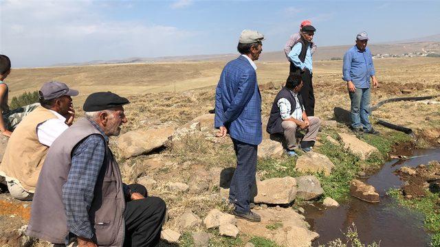 İş makinelerinin mazot depolarını boşalttılar 3