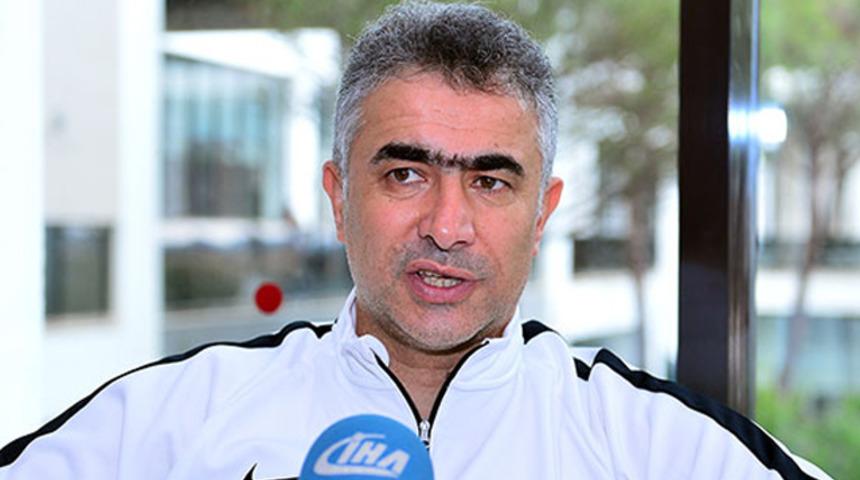 Erzurumspor&rsquo;da teknik direkt&ouml;r Mehmet Altıparmak ile yollar ayrıldı