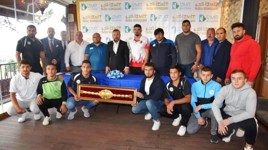 İzmit, T&uuml;rkiye&rsquo;nin en &ouml;nemli g&uuml;reş&ccedil;ileri i&ccedil;in hazırlanıyor